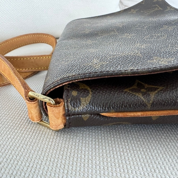 Louis Vuitton Musette Tango Monogram Long Strap Bag - Picture 6 of 16